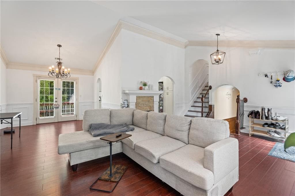 3 bedroom, 3 bathroom, 1,758 sq ft single family residence for sale at 2575 Ravencliff Road, Atlanta, GA 30349 — photo 6