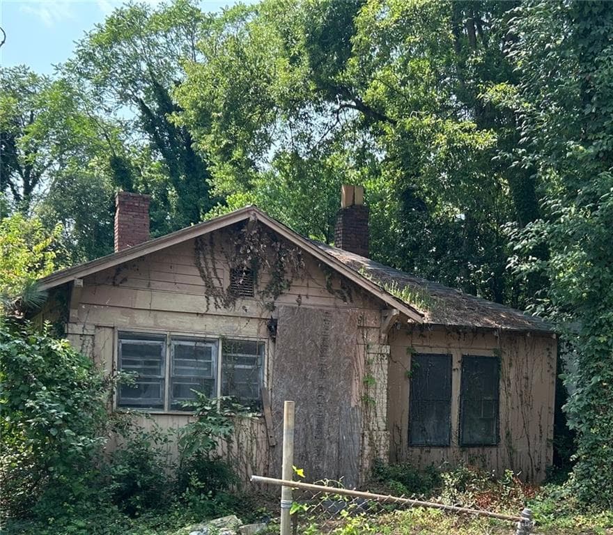 2 bedroom, 1 bathroom, 1,800 sq ft single family residence for sale at 576 Cleveland Street, Macon, GA 31206 — photo 3