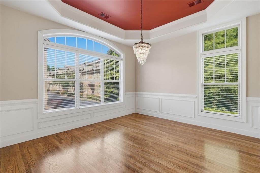 3 bedroom, 4 bathroom, 2,774 sq ft townhouse for sale at 913 Telfair Close, Sandy Springs, GA 30350 — photo 5