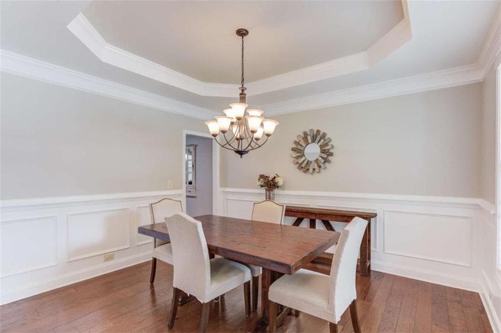 6 bedroom, 4 bathroom, 3,646 sq ft single family residence for rent at 6005 Deer Walk Trail, Sugar Hill, GA 30518 for $3,695 a month — photo 3