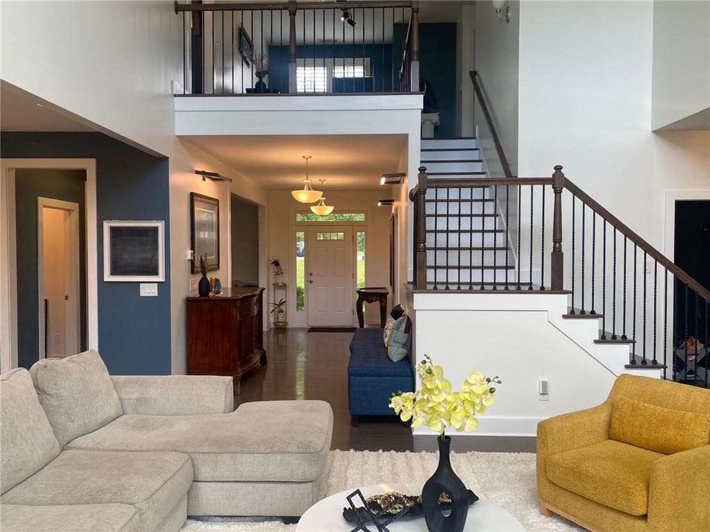5 bedroom, 4 bathroom, 5,100 sq ft single family residence for sale at 34 Bridgestone Way, Cartersville, GA 30120 — photo 5
