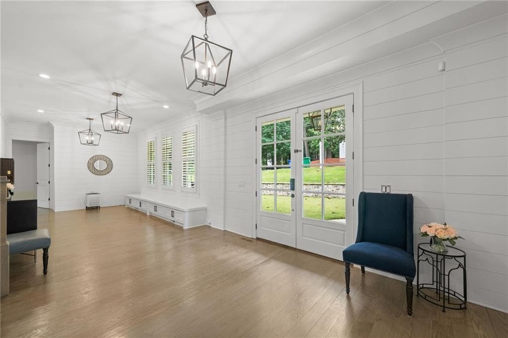 6 bedroom, 5 bathroom, 5,400 sq ft single family residence for rent at 2571 Winding Lane, Atlanta, GA 30319 for $9,000 a month — photo 4