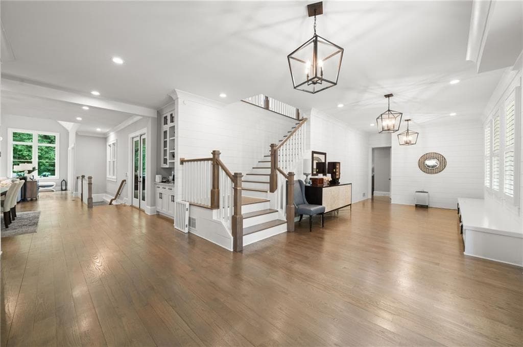 6 bedroom, 5 bathroom, 5,400 sq ft single family residence for rent at 2571 Winding Lane, Atlanta, GA 30319 for $9,000 a month — photo 5