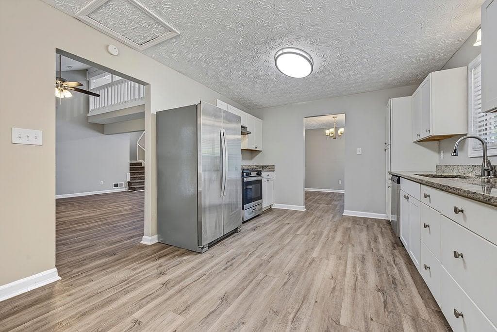 4 bedroom, 3 bathroom, 2,840 sq ft single family residence for sale at 2638 Tritt Springs Trace, Marietta, GA 30062 — photo 8