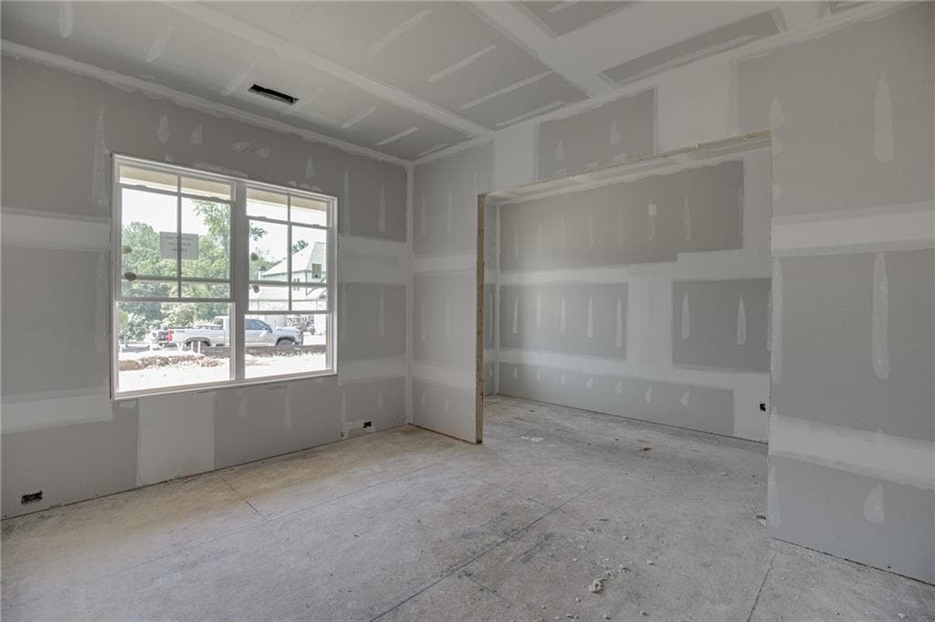 5 bedroom, 4 bathroom, 4,061 sq ft single family residence for sale at 1944 Duncans Mill Lane, Jefferson, GA 30549 — photo 7