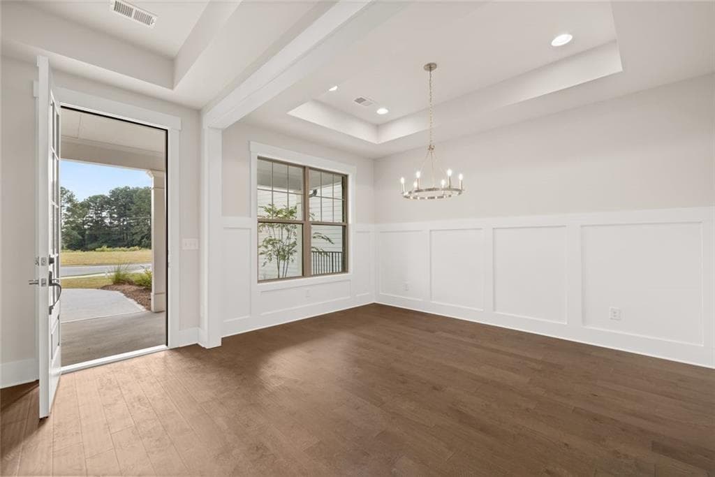 3 bedroom, 2 bathroom, 2,264 sq ft single family residence for sale at 3498 Chosen Boulevard, Snellville, GA 30078 — photo 5