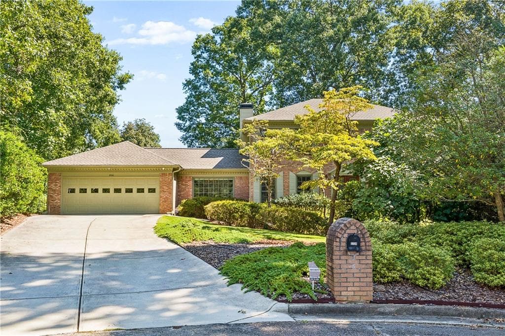 4 bedroom, 4 bathroom, 3,572 sq ft single family residence for sale at 3730 Bloxham Court, Atlanta, GA 30341 — photo 4