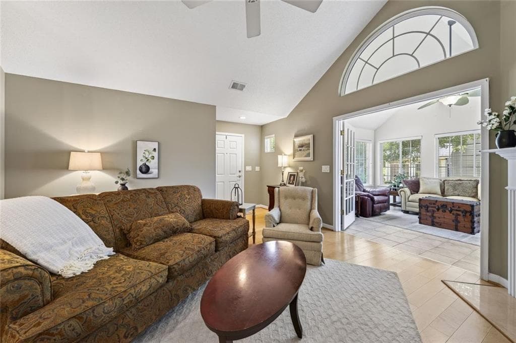 2 bedroom, 2 bathroom, 1,550 sq ft condominium for sale at 2943 Oakside Circle, Alpharetta, GA 30004 — photo 8