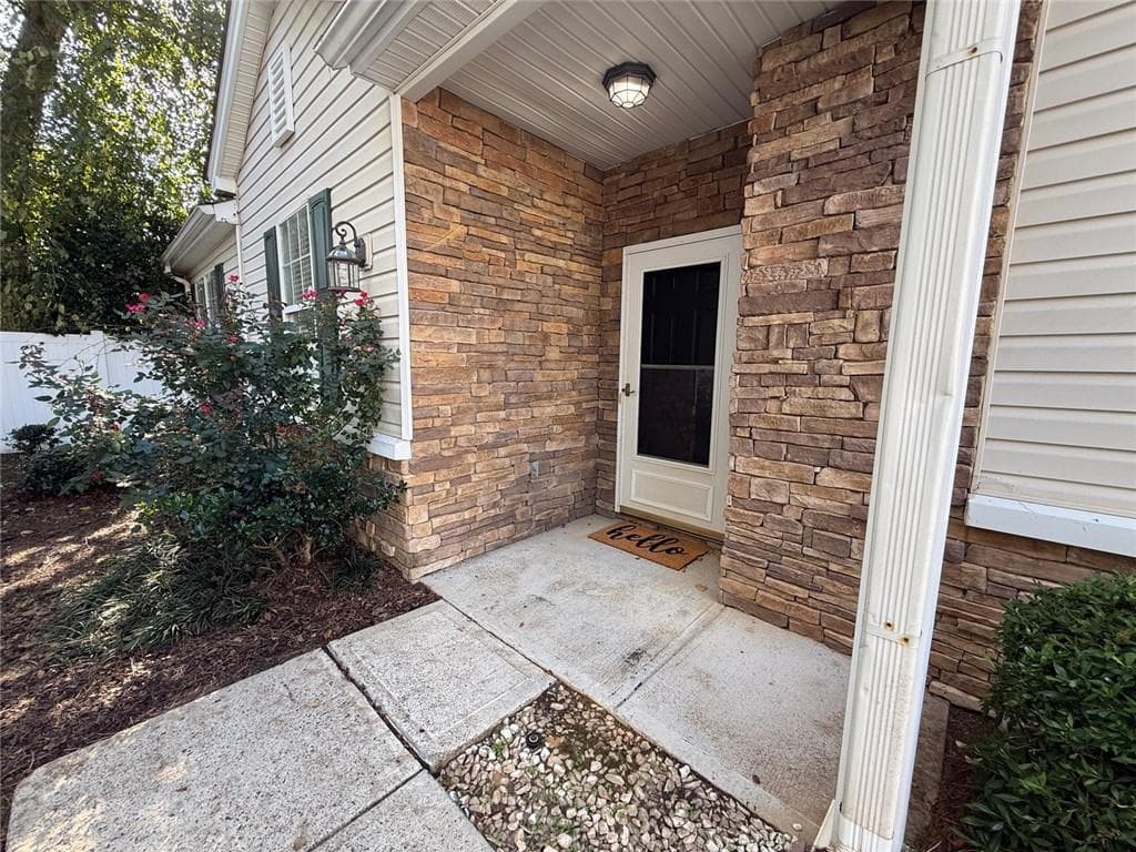 3 bedroom, 2 bathroom, 1,114 sq ft single family residence for sale at 345 Windcroft Circle, Acworth, GA 30101 — photo 9