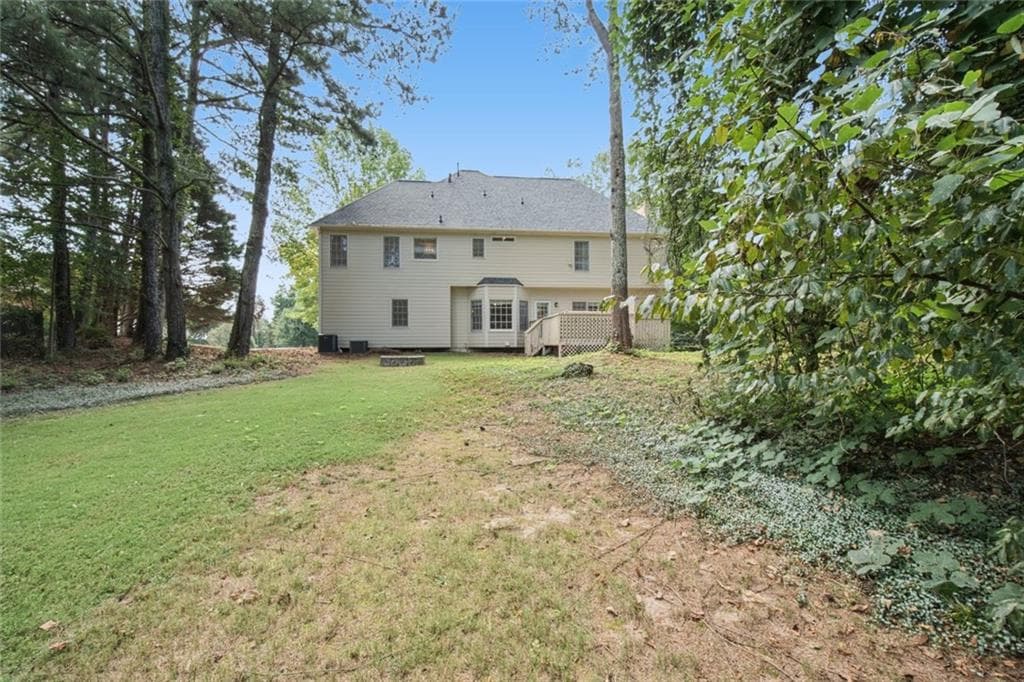 5 bedroom, 4 bathroom, 3,835 sq ft single family residence for sale at 3235 Lake Russell Way, Buford, GA 30519 — photo 8