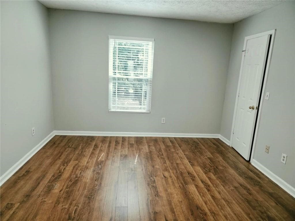 2 bedroom, 3 bathroom, 1,200 sq ft duplex for rent at 1221 Oak Forest Court, Marietta, GA 30008 for $1,450 a month — photo 7