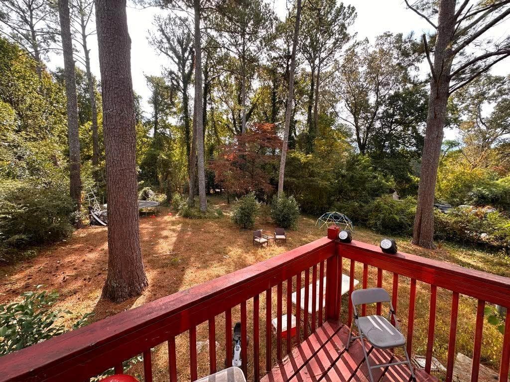 4 bedroom, 3 bathroom, 2,552 sq ft single family residence under contract at 116 Peartree Lane, Riverdale, GA 30274 — photo 8