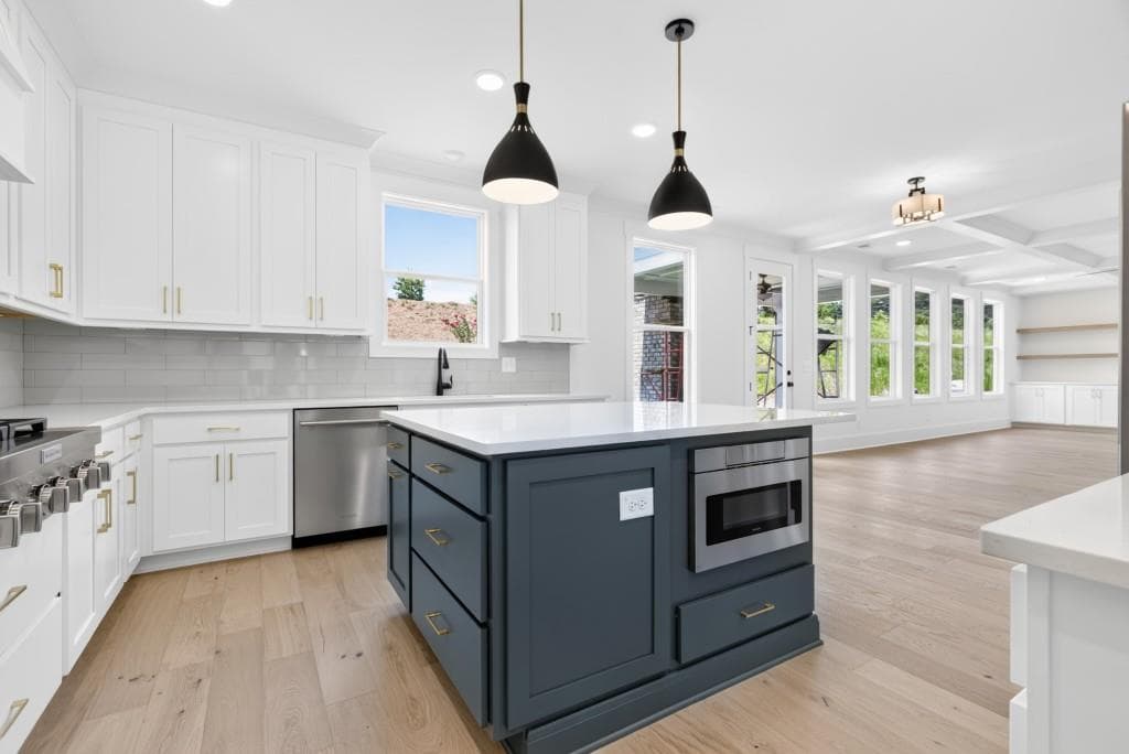 5 bedroom, 5 bathroom, 3,034 sq ft single family residence for sale at 5591 Meadowstone Walk, Kennesaw, GA 30152 — photo 10