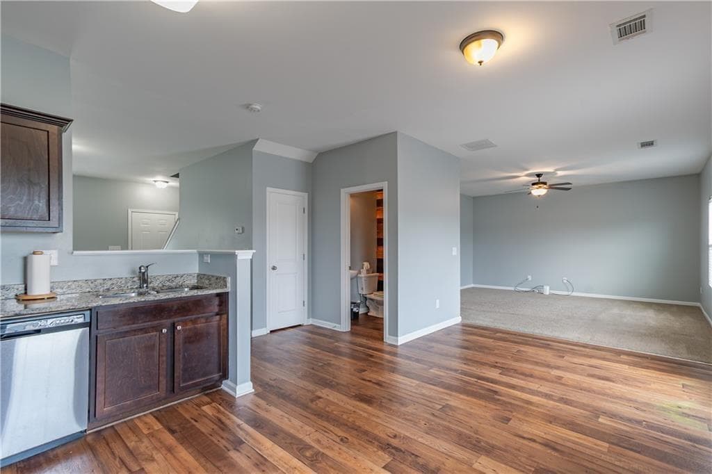 3 bedroom, 3 bathroom, 1,648 sq ft single family residence for sale at 623 Nonsuch Way, Winder, GA 30680 — photo 3