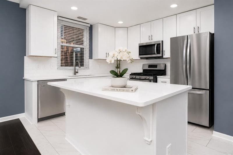2 bedroom, 3 bathroom, 1,160 sq ft townhouse for rent at 3539 Mount Vernon Circle, Atlanta, GA 30340 for $1,950 a month — photo 6