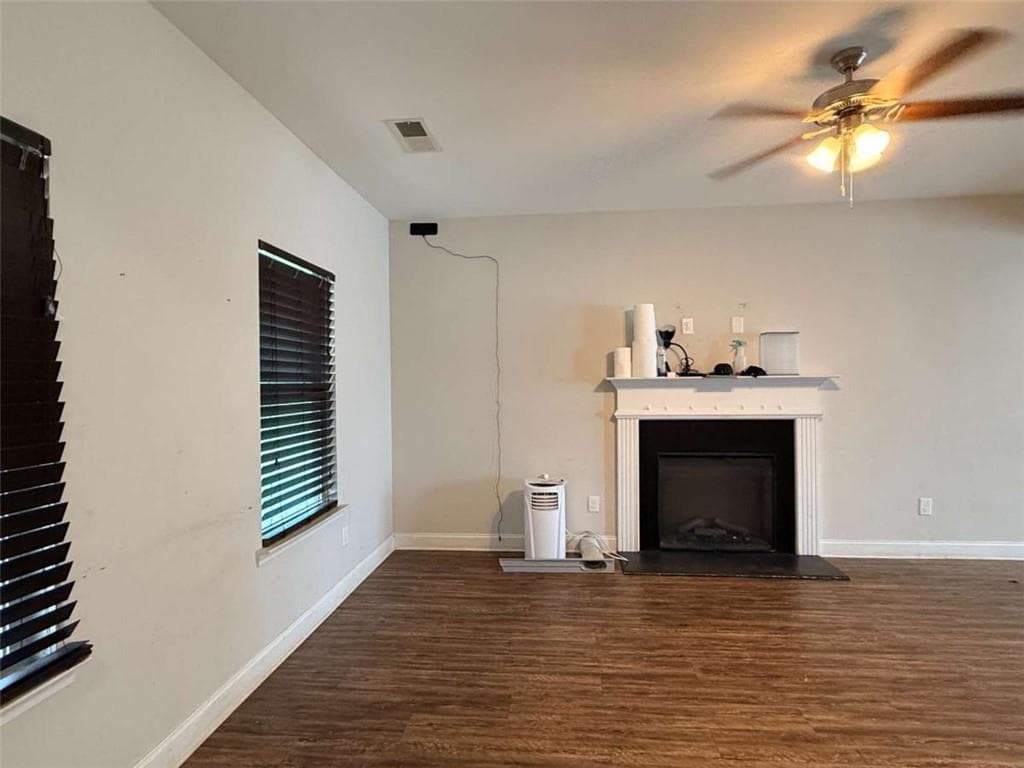 4 bedroom, 3 bathroom, 1,934 sq ft single family residence for sale at 559 Joneus Drive, Mcdonough, GA 30252 — photo 4