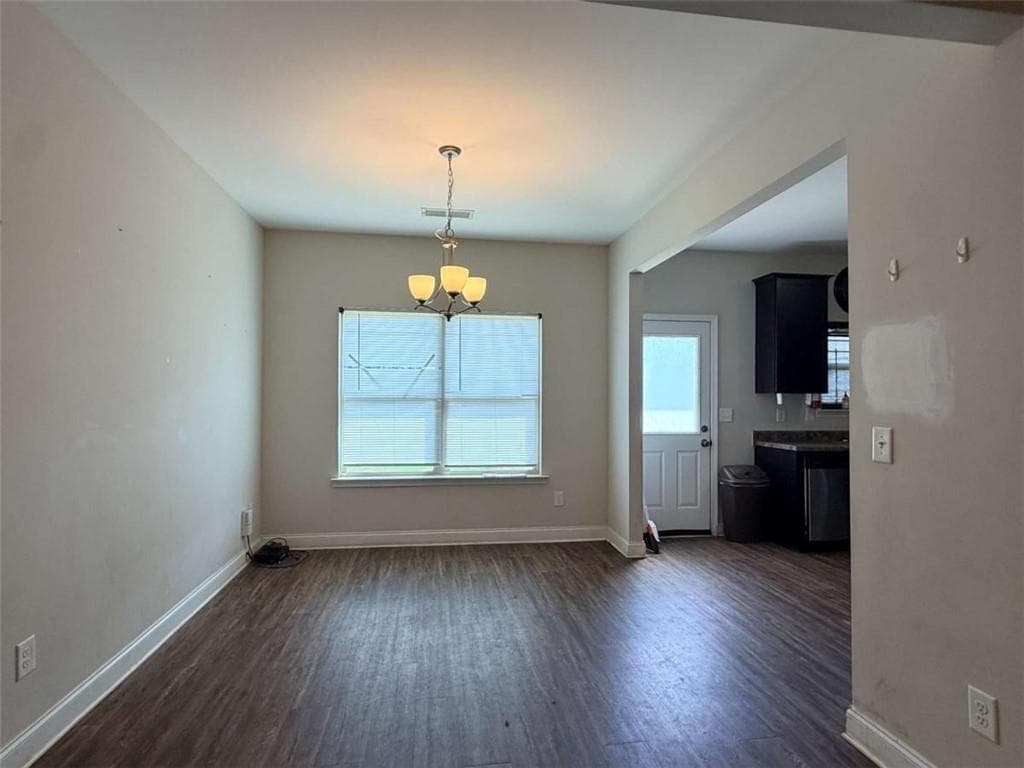 4 bedroom, 3 bathroom, 1,934 sq ft single family residence for sale at 559 Joneus Drive, Mcdonough, GA 30252 — photo 5