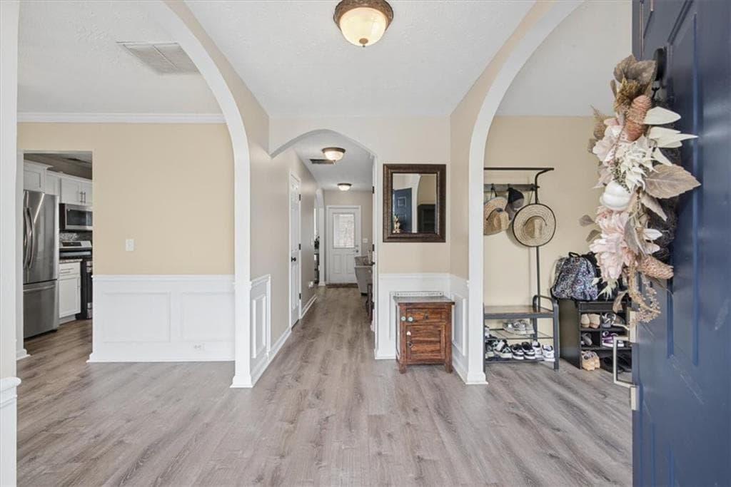 4 bedroom, 3 bathroom, 2,152 sq ft single family residence for sale at 2707 Abbotts Glen Place, Acworth, GA 30101 — photo 10