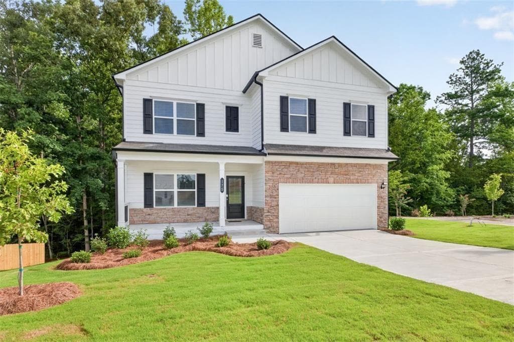 4 bedroom, 3 bathroom, 2,372 sq ft single family residence under contract at 175 Jones Ridge Drive, Dallas, GA 30132 — photo 2