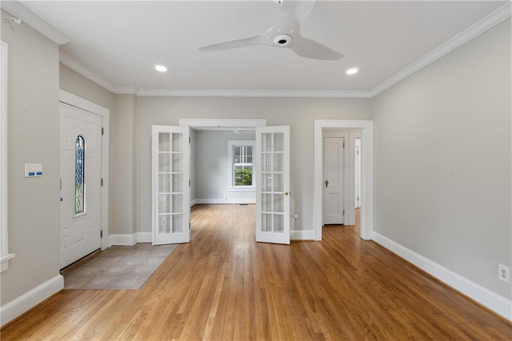 4 bedroom, 2 bathroom, 1,733 sq ft single family residence for sale at 2666 Arbor Avenue, Atlanta, GA 30317 — photo 3