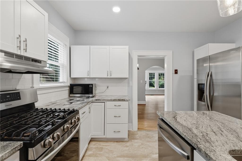 4 bedroom, 2 bathroom, 1,733 sq ft single family residence for sale at 2666 Arbor Avenue, Atlanta, GA 30317 — photo 9