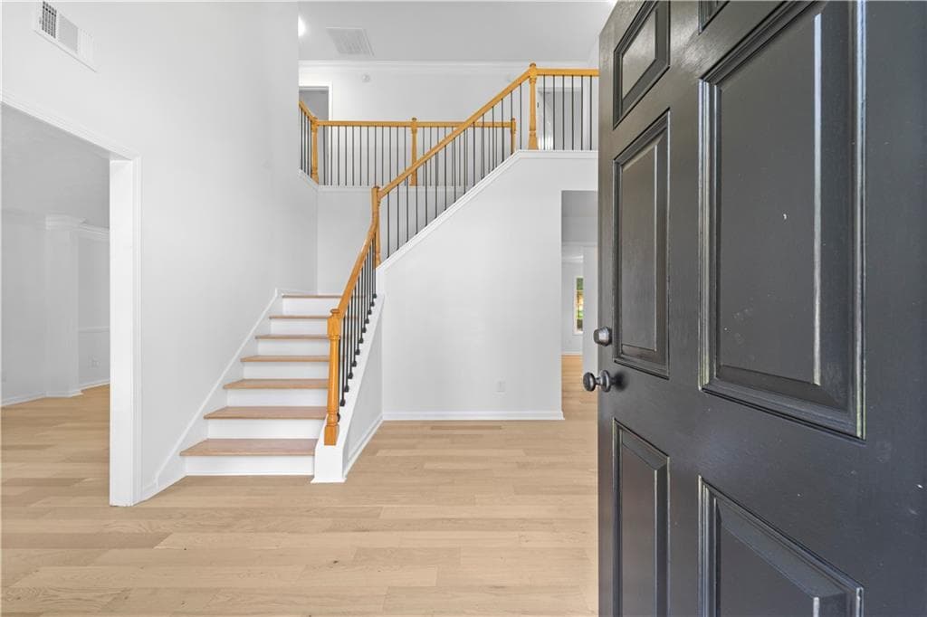 5 bedroom, 3 bathroom, 3,371 sq ft single family residence for sale at 6913 Wynmeadow Drive, Stone Mountain, GA 30087 — photo 5