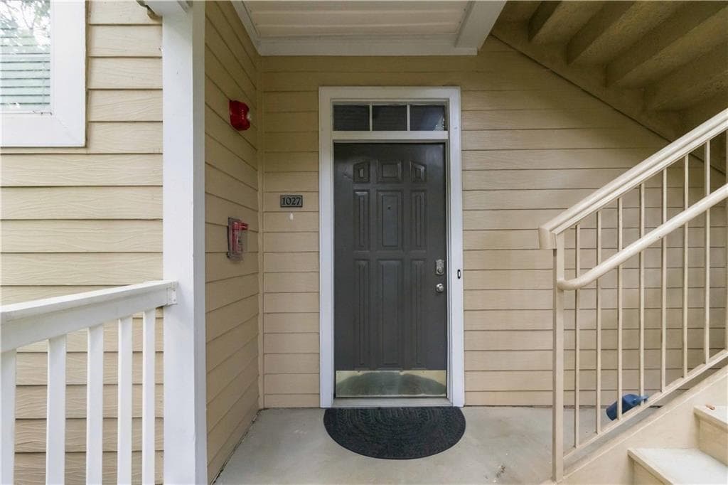 3 bedroom, 3 bathroom, 2,087 sq ft condominium for sale at 1027 Whitshire Way 1027, Alpharetta, GA 30004 — photo 4