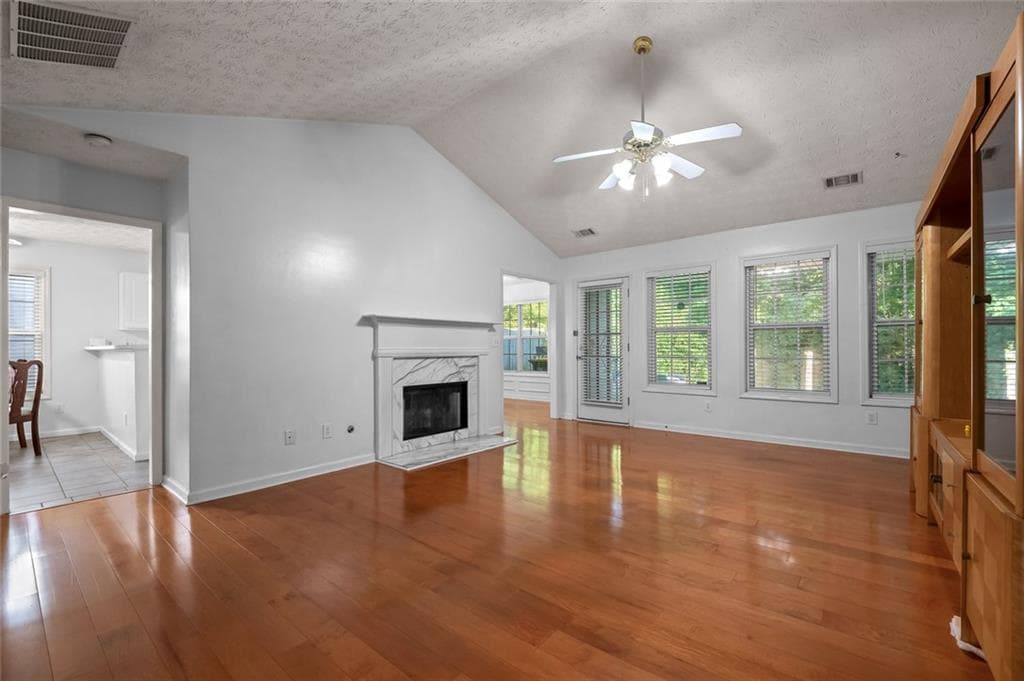 3 bedroom, 2 bathroom, 1,631 sq ft single family residence for sale at 2260 Carlysle Cove Drive, Lawrenceville, GA 30044 — photo 10