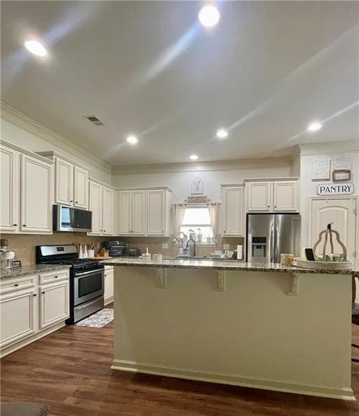 4 bedroom, 2 bathroom, 2,086 sq ft single family residence for sale at 3740 SW Ridge Bluff Ovlk, Gainesville, GA 30507 — photo 8