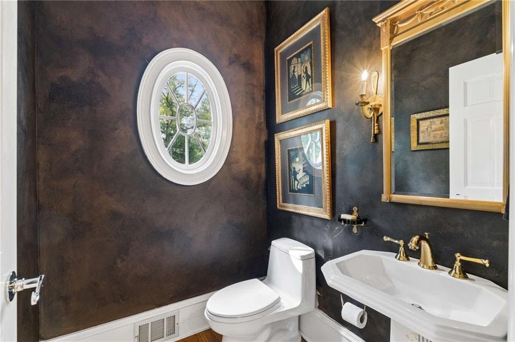 7 bedroom, 9 bathroom, 10,000 sq ft single family residence for sale at 110 Parc Du Chateau, Sandy Springs, GA 30327 — photo 9