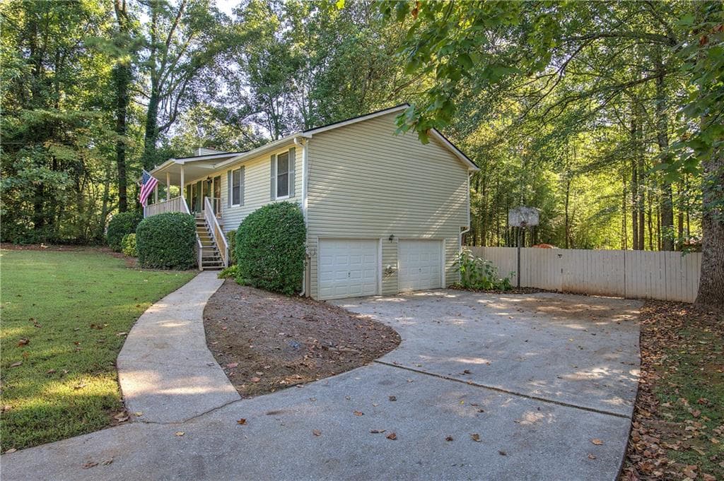 3 bedroom, 2 bathroom, 1,944 sq ft single family residence for sale at 98 Beatrice Street, Dallas, GA 30157 — photo 8