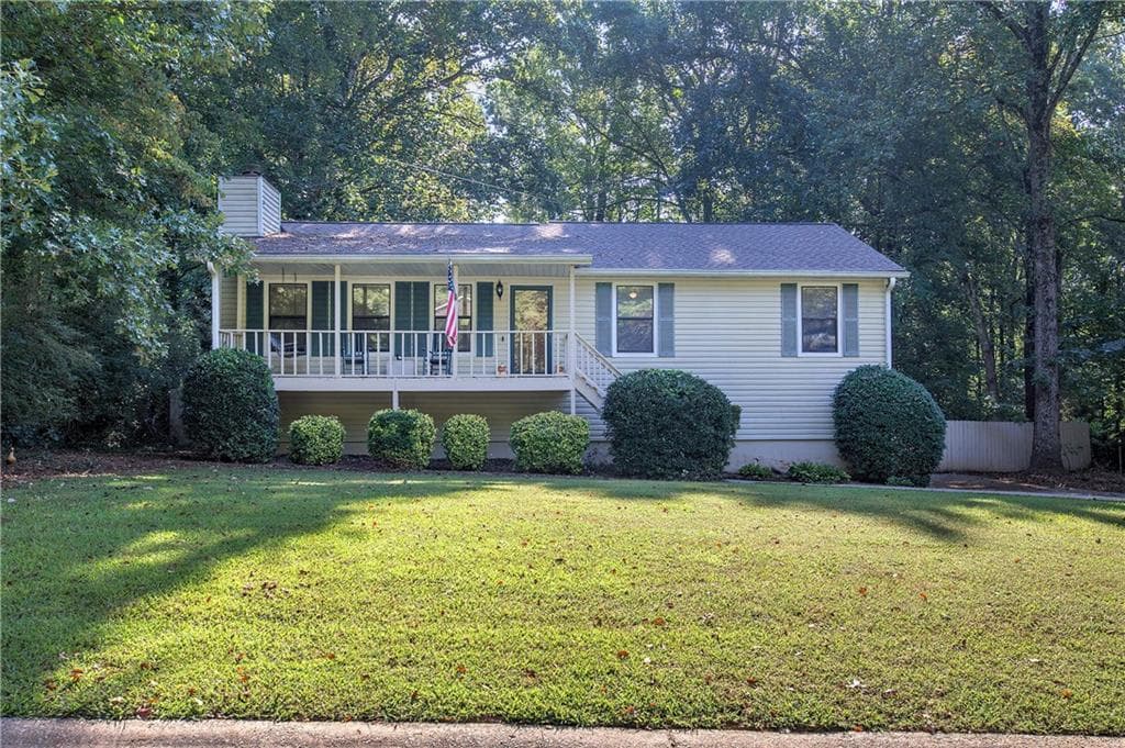 3 bedroom, 2 bathroom, 1,944 sq ft single family residence for sale at 98 Beatrice Street, Dallas, GA 30157 — photo 2