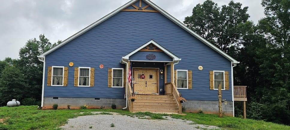 3 bedroom, 2 bathroom, 2,500 sq ft single family residence for sale at 240 Victory Dashboard Road, Bowdon, GA 30108 — photo 2
