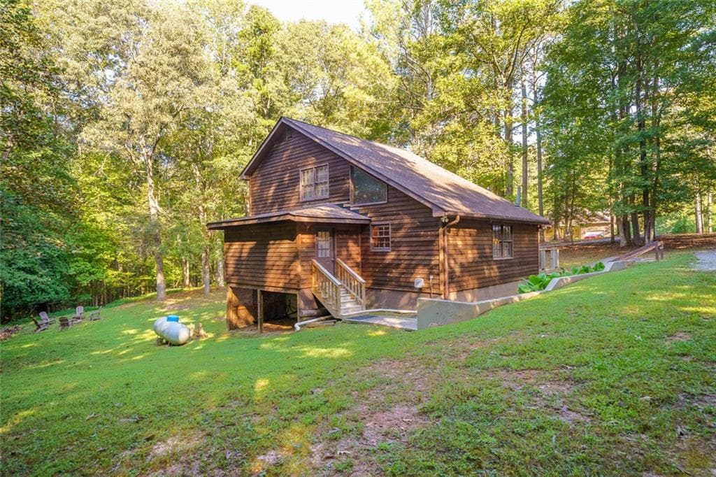3 bedroom, 2 bathroom, 2,162 sq ft single family residence for sale at 137 Ridge Crest Court, Ellijay, GA 30540 — photo 5