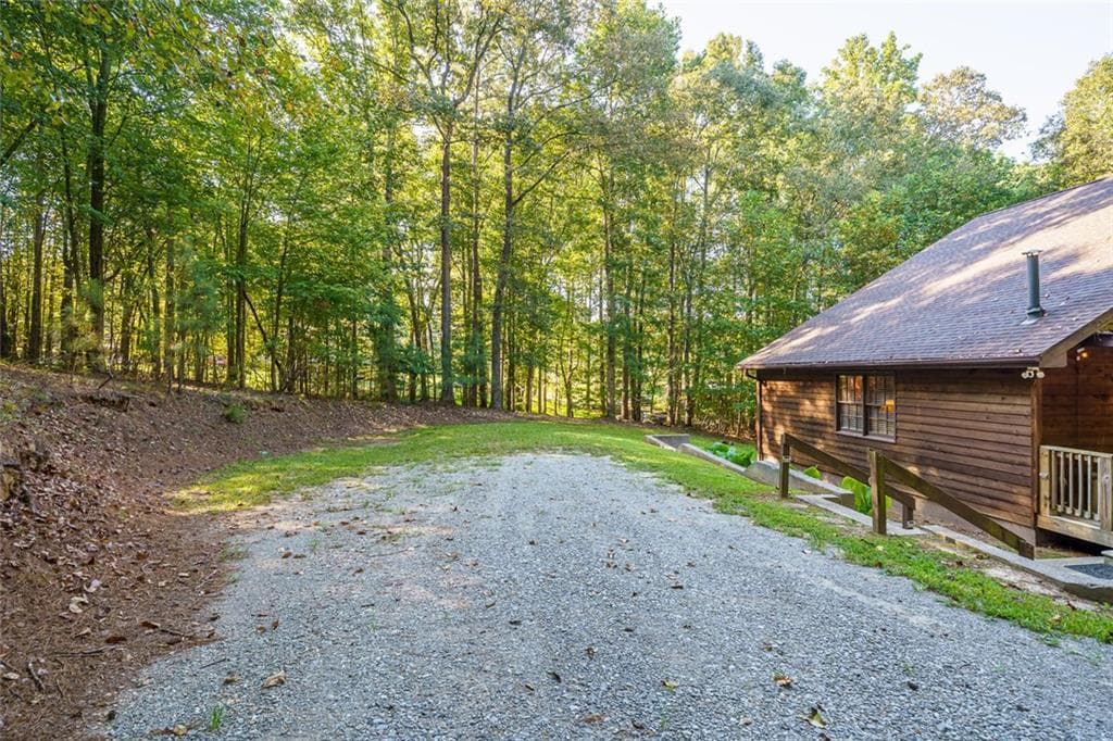 3 bedroom, 2 bathroom, 2,162 sq ft single family residence for sale at 137 Ridge Crest Court, Ellijay, GA 30540 — photo 9