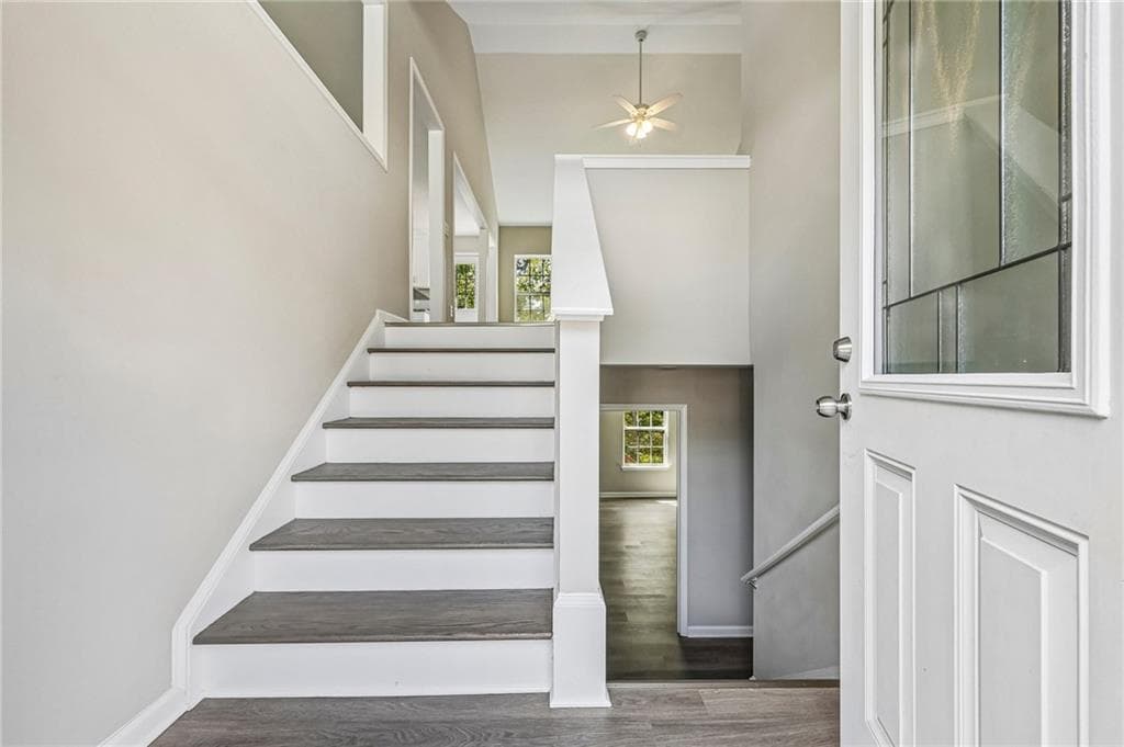 5 bedroom, 3 bathroom, 2,521 sq ft single family residence for sale at 382 Arlington Lane, Commerce, GA 30529 — photo 3