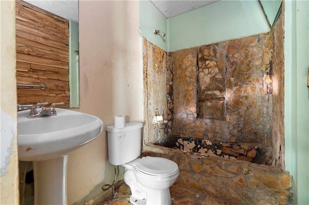 3 bedroom, 2 bathroom, 1,152 sq ft single family residence for sale at 350 Mitchell Road, Maysville, GA 30558 — photo 8