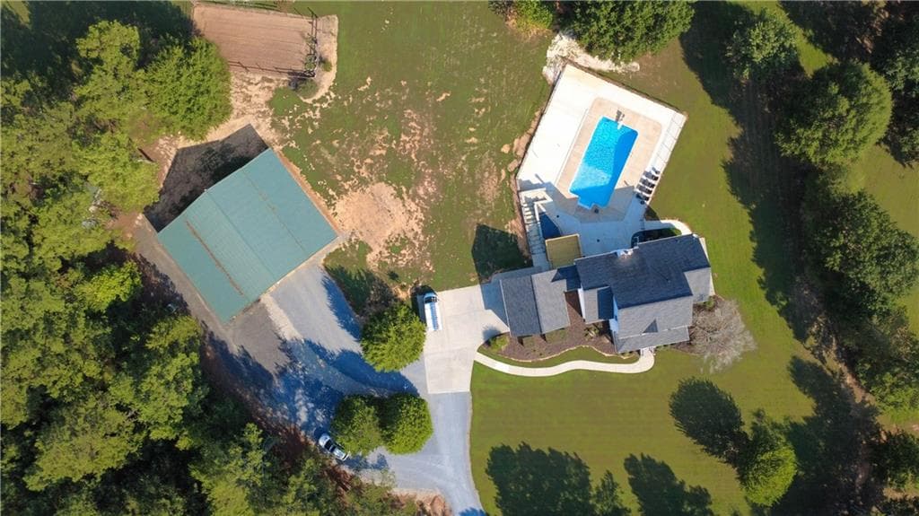 5 bedroom, 4 bathroom, 2,576 sq ft single family residence for sale at 1602 Old Alabama Road, Taylorsville, GA 30178 — photo 2