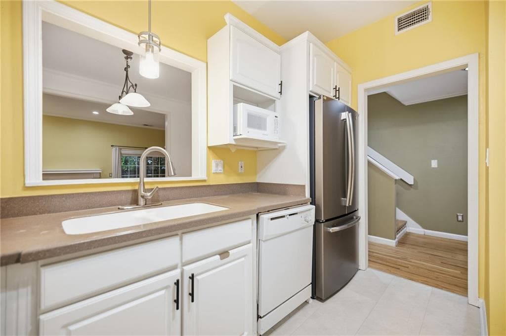 2 bedroom, 3 bathroom, 1,080 sq ft townhouse for rent at 187 12th Street, Atlanta, GA 30309 for $3,000 a month — photo 7
