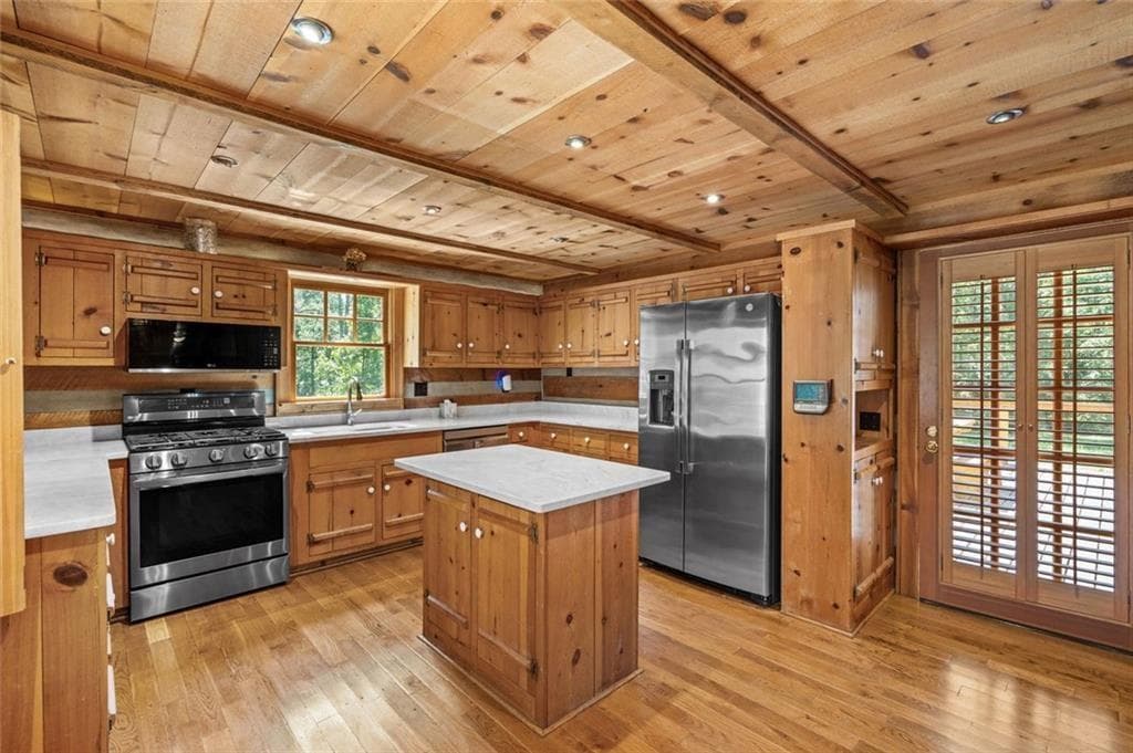 4 bedroom, 3 bathroom, 2,888 sq ft single family residence for sale at 25 Clayton Chester Road, Dawsonville, GA 30534 — photo 8