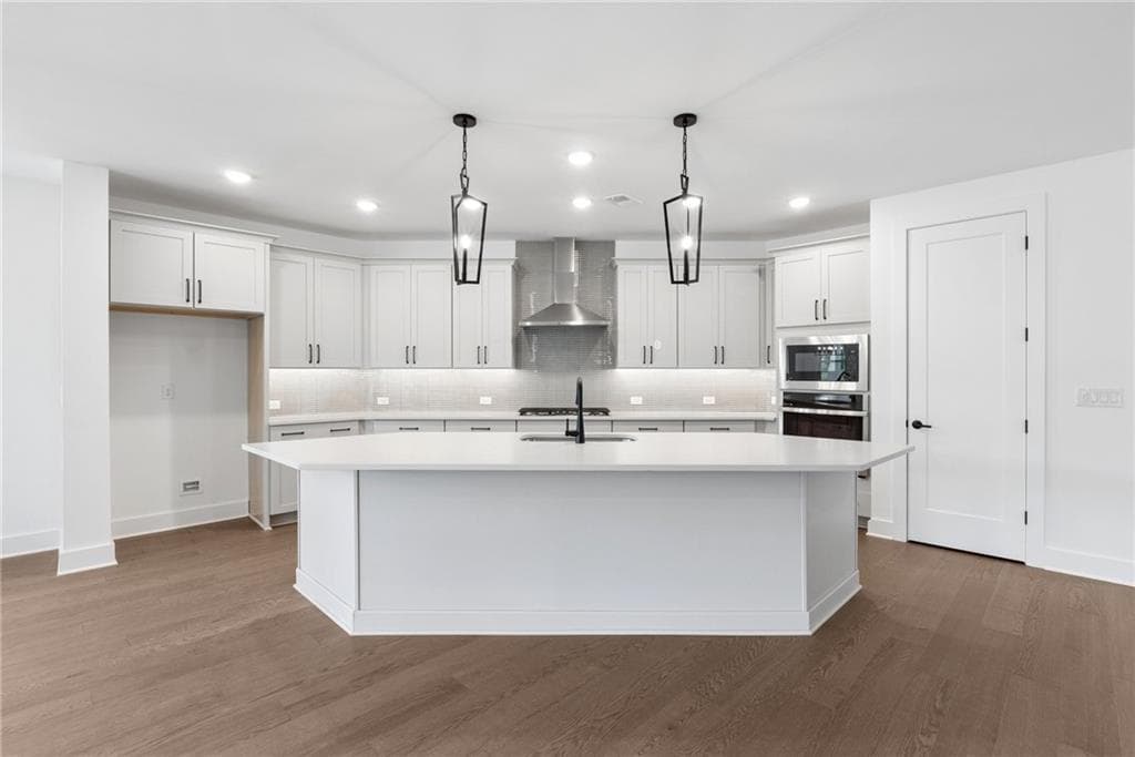 3 bedroom, 2 bathroom, 2,287 sq ft single family residence for sale at 263 Strawberry Lane, Woodstock, GA 30189 — photo 7