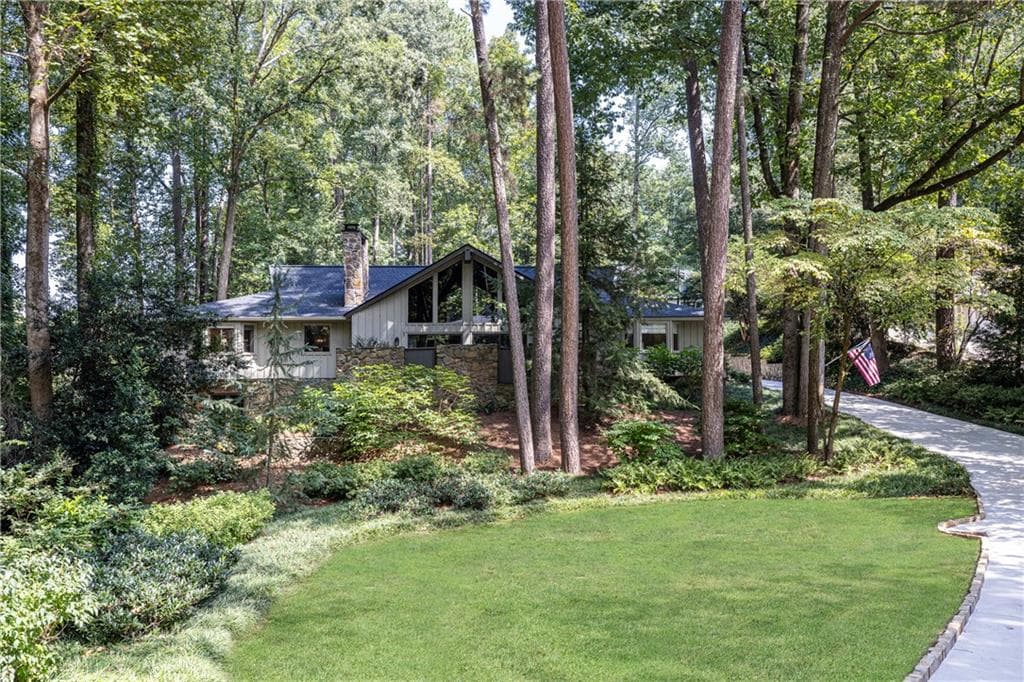 4 bedroom, 4 bathroom, 2,932 sq ft single family residence for sale at 945 River Overlook Court, Sandy Springs, GA 30328