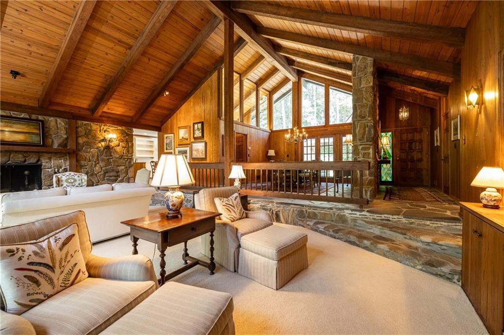4 bedroom, 4 bathroom, 2,932 sq ft single family residence for sale at 945 River Overlook Court, Sandy Springs, GA 30328 — photo 10