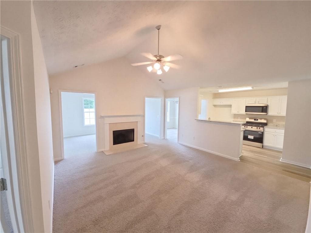 3 bedroom, 2 bathroom, 1,548 sq ft single family residence for sale at 621 Majesty Crossing, Winder, GA 30680 — photo 3