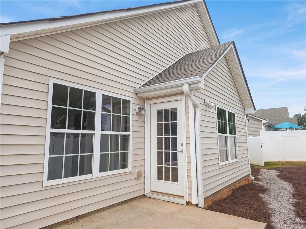 3 bedroom, 2 bathroom, 1,548 sq ft single family residence for sale at 621 Majesty Crossing, Winder, GA 30680 — photo 5