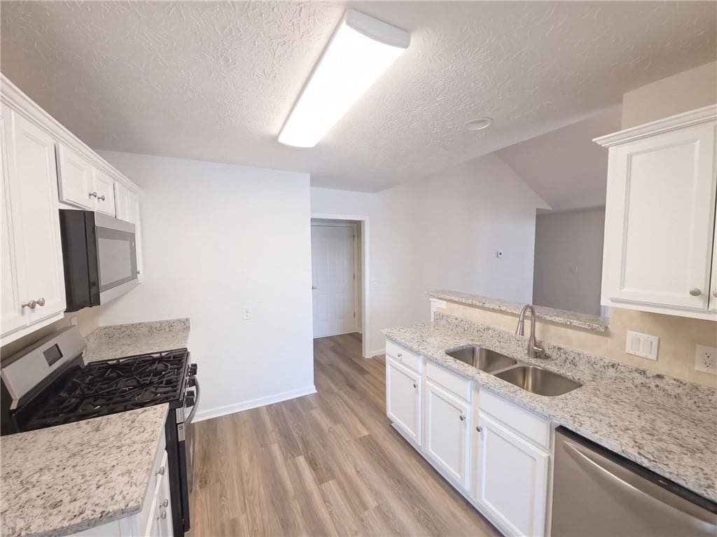3 bedroom, 2 bathroom, 1,548 sq ft single family residence for sale at 621 Majesty Crossing, Winder, GA 30680 — photo 6