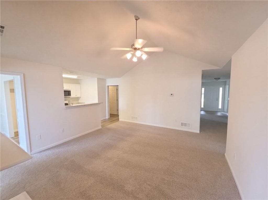 3 bedroom, 2 bathroom, 1,548 sq ft single family residence for sale at 621 Majesty Crossing, Winder, GA 30680 — photo 8