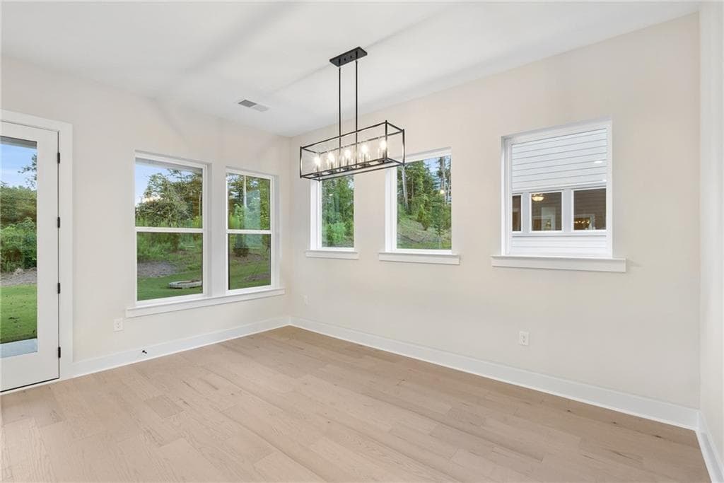 5 bedroom, 5 bathroom, 3,417 sq ft single family residence for sale at 4665 Beechnut Circle, Cumming, GA 30028 — photo 10