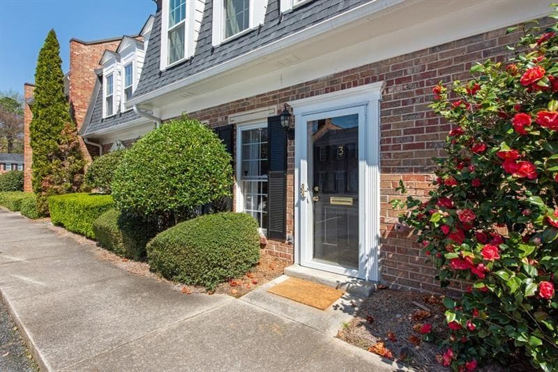 2 bedroom, 3 bathroom, 1,320 sq ft townhouse for sale at 3 Surry County Place, Atlanta, GA 30318 — photo 1 of 50