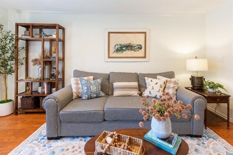 2 bedroom, 3 bathroom, 1,320 sq ft townhouse for sale at 3 Surry County Place, Atlanta, GA 30318 — photo 6